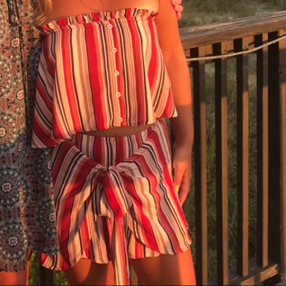striped cropped set